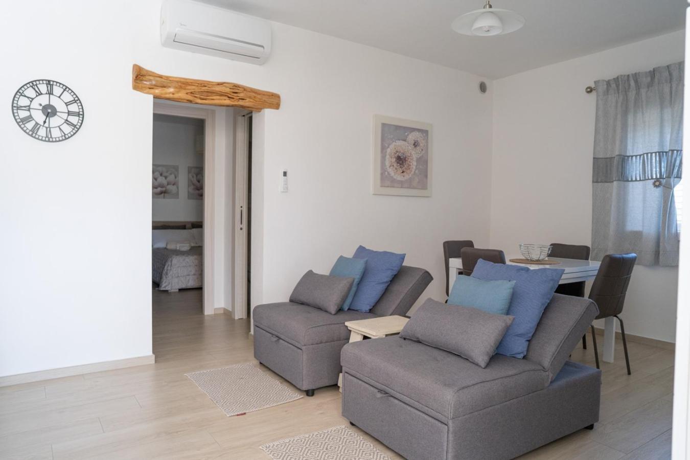 Holiday home - Alebea - *